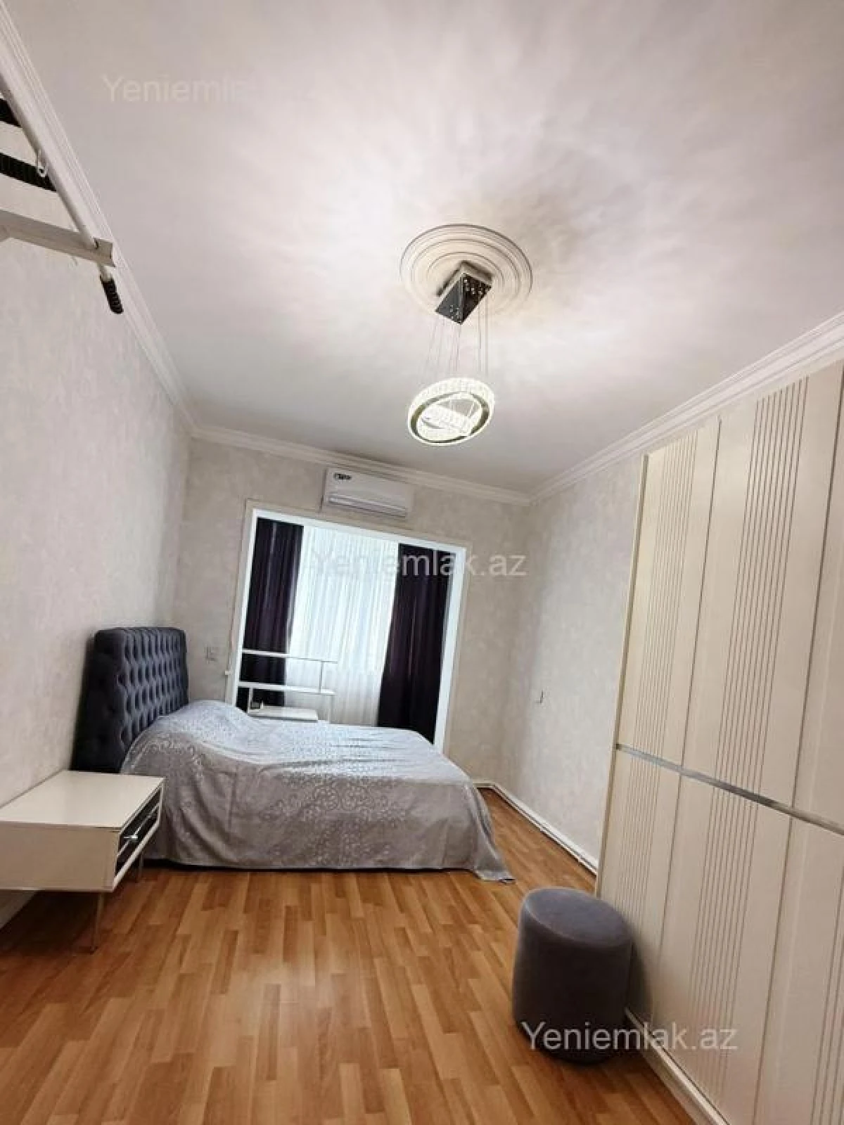 Satılır 3 otaqlı köhnə tikili 80 m²