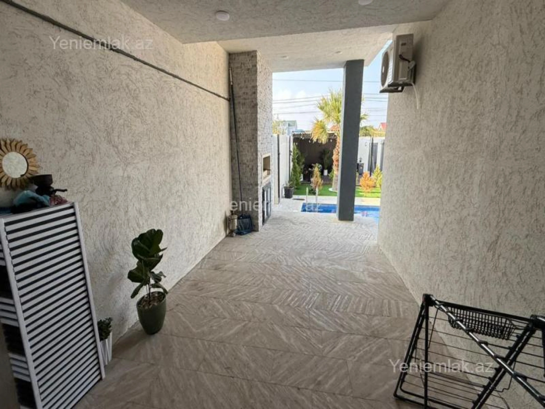 Satılır 4 otaqlı həyət evi 160 m²