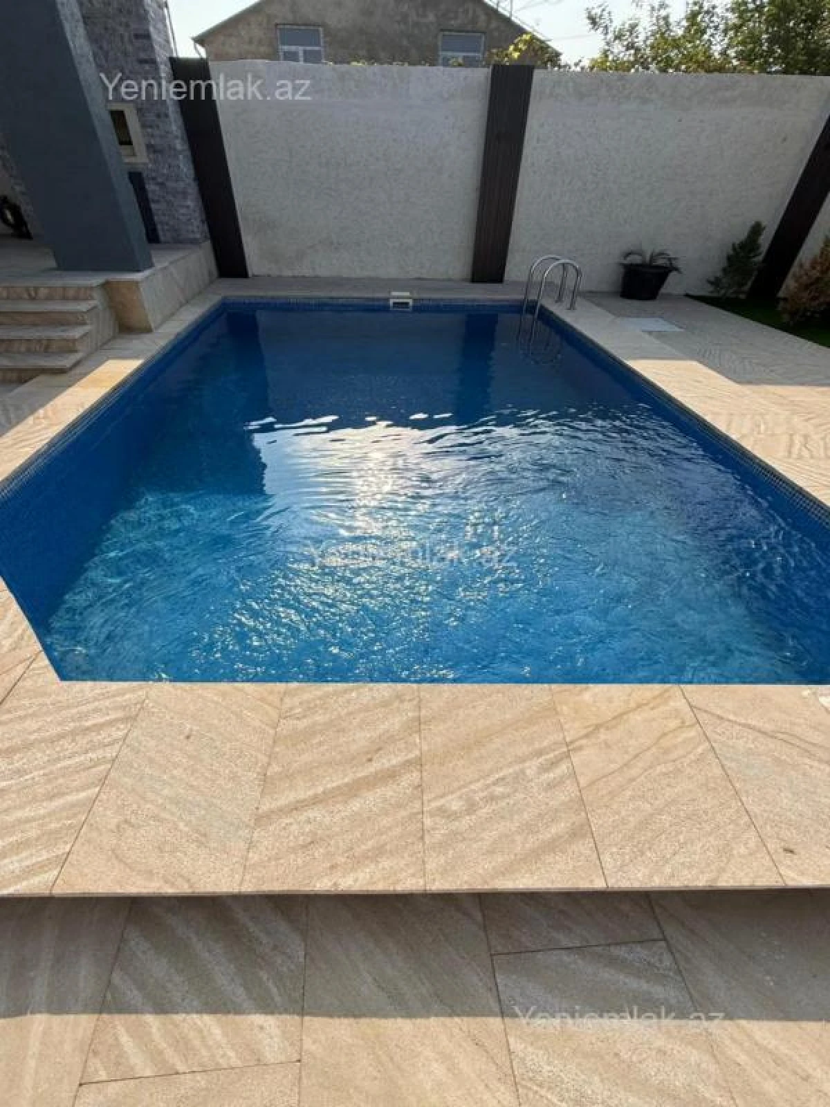 Satılır 4 otaqlı həyət evi 160 m²