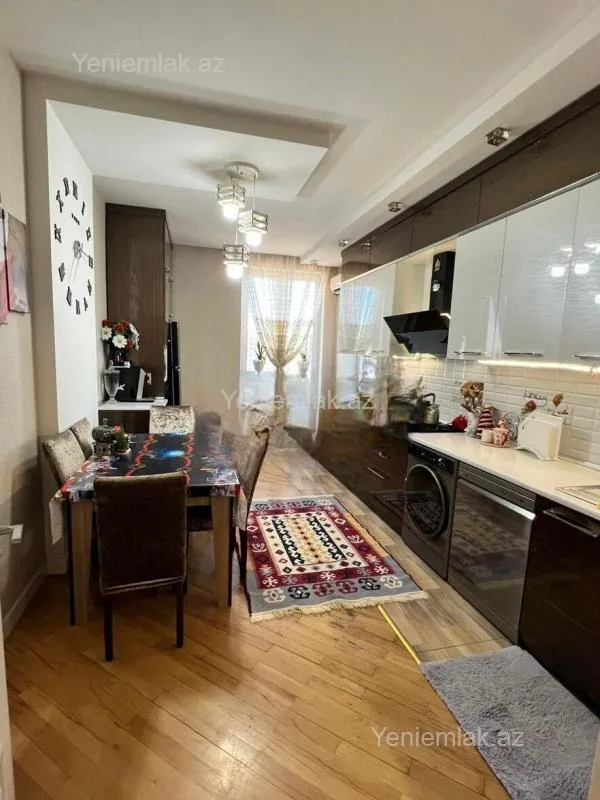 Satılır 3 otaqlı yeni tikili 140 m²