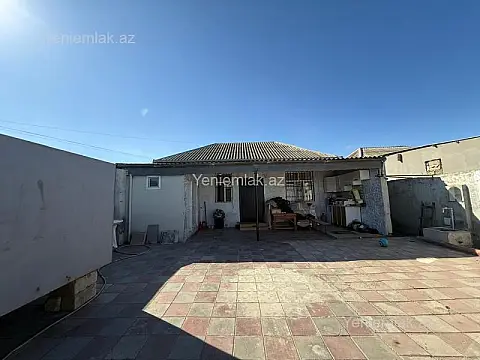 Satılır 3 otaqlı həyət evi 100 m²