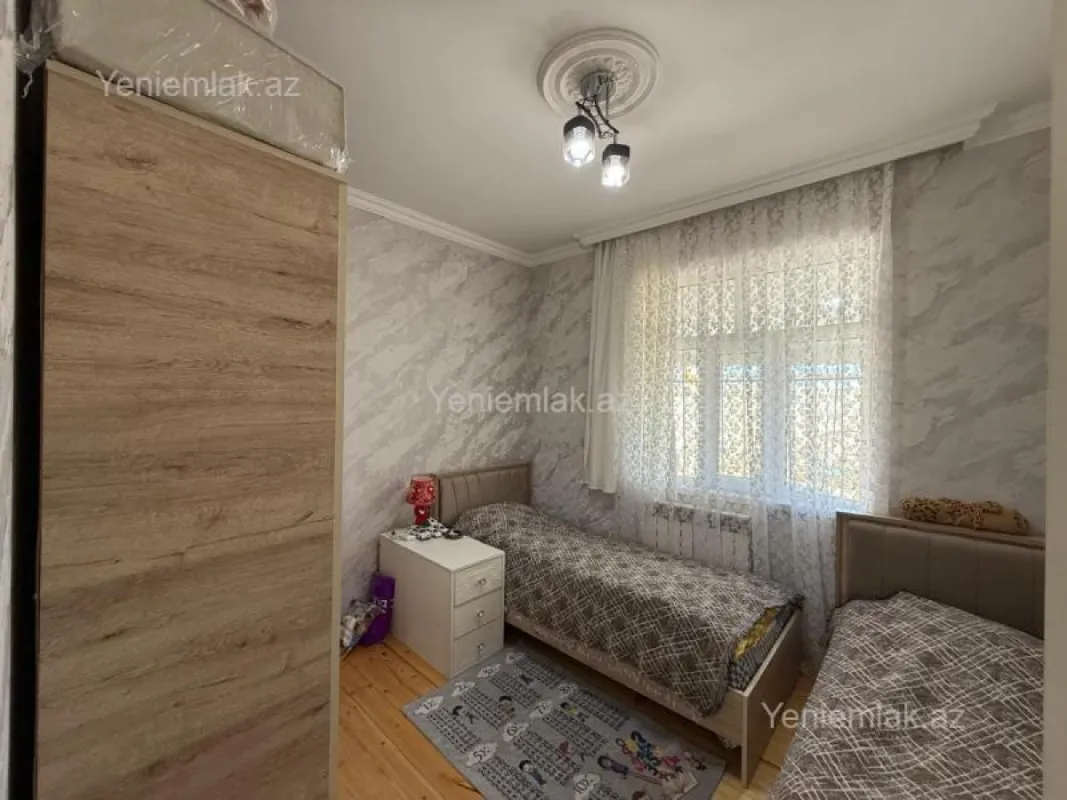 Satılır 3 otaqlı həyət evi 100 m²