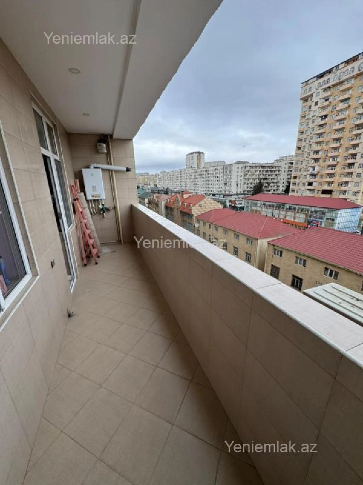 Satılır 3 otaqlı yeni tikili 127 m²