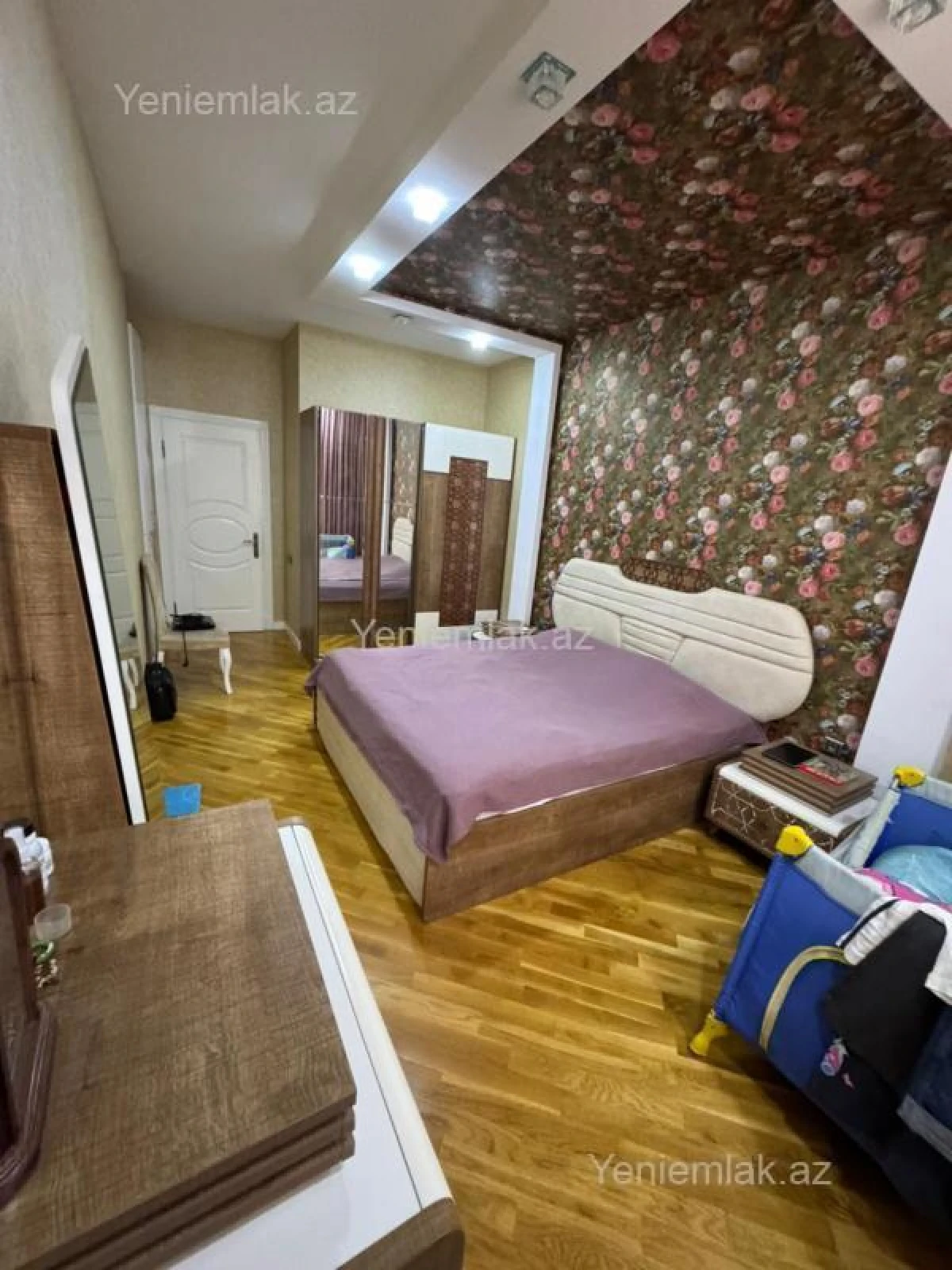 Satılır 3 otaqlı yeni tikili 127 m²