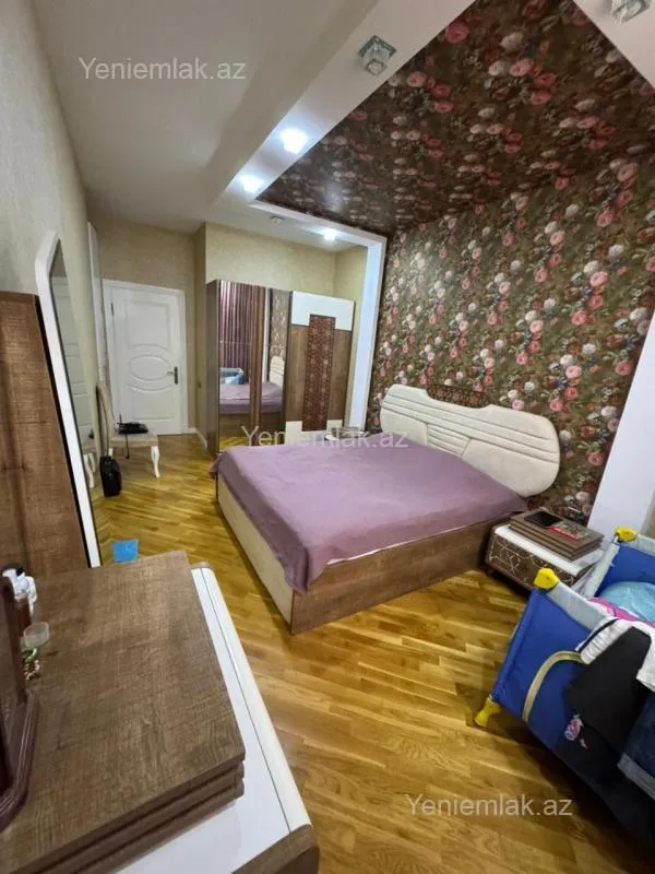 Satılır 3 otaqlı yeni tikili 127 m²