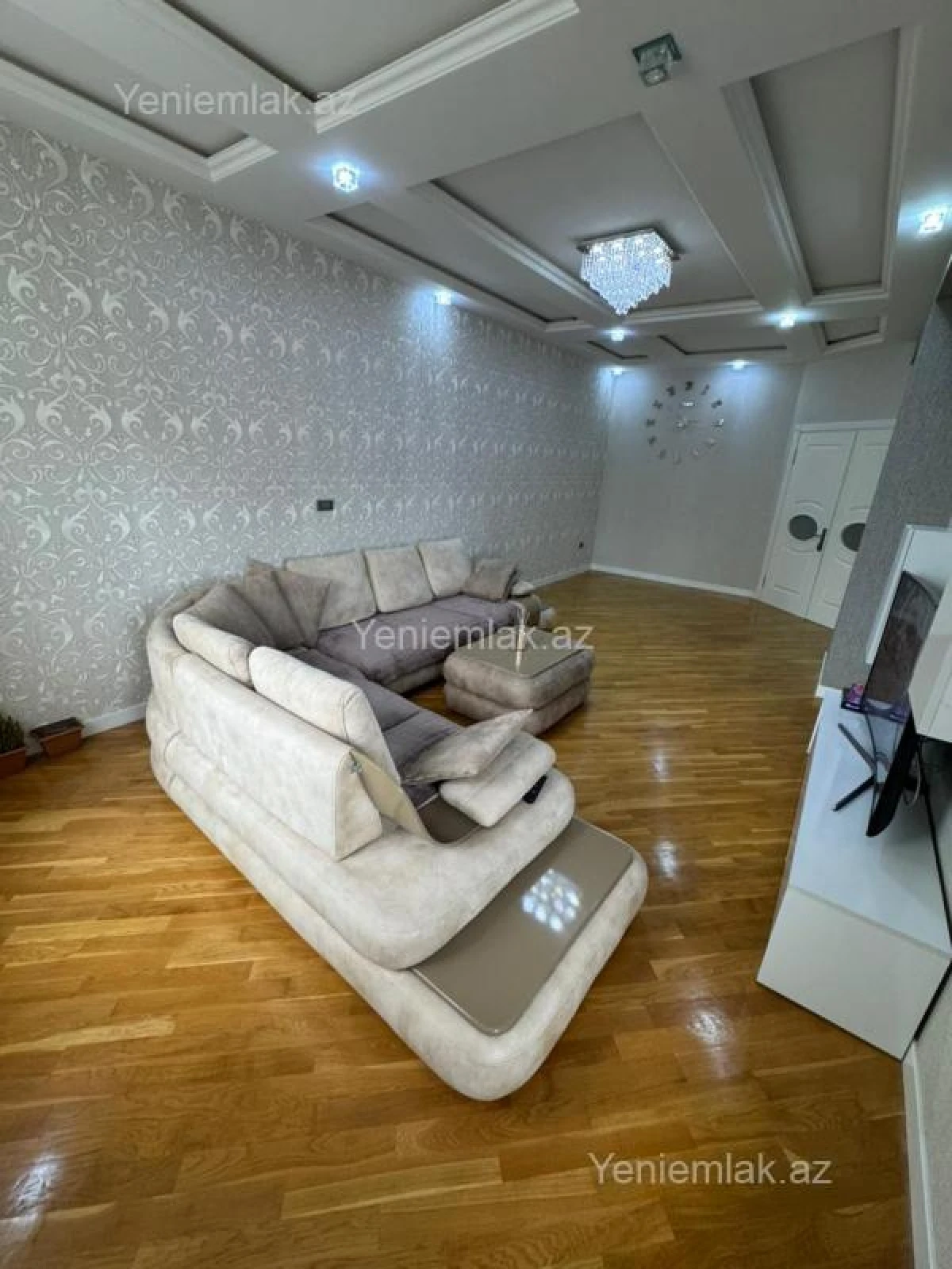 Satılır 3 otaqlı yeni tikili 127 m²