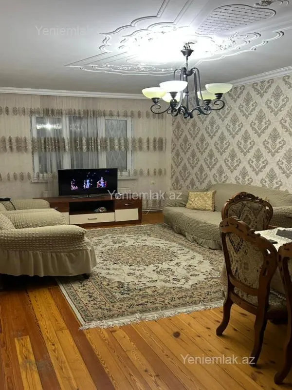 Satılır 3 otaqlı köhnə tikili 75 m²