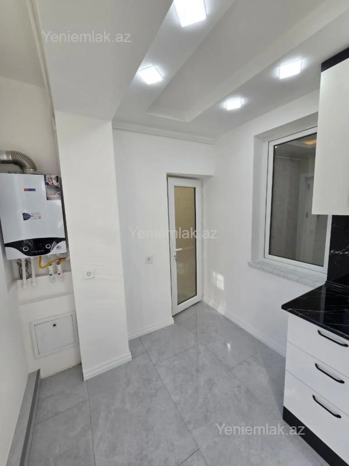 Satılır 3 otaqlı köhnə tikili 60 m²
