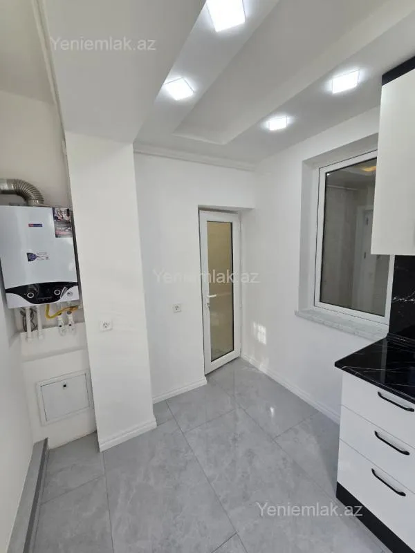 Satılır 3 otaqlı köhnə tikili 60 m²