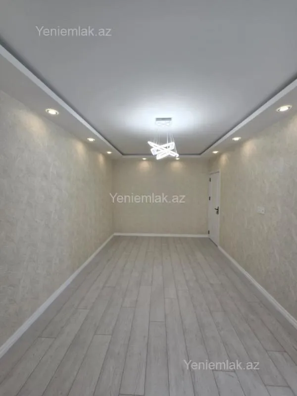 Satılır 3 otaqlı köhnə tikili 60 m²