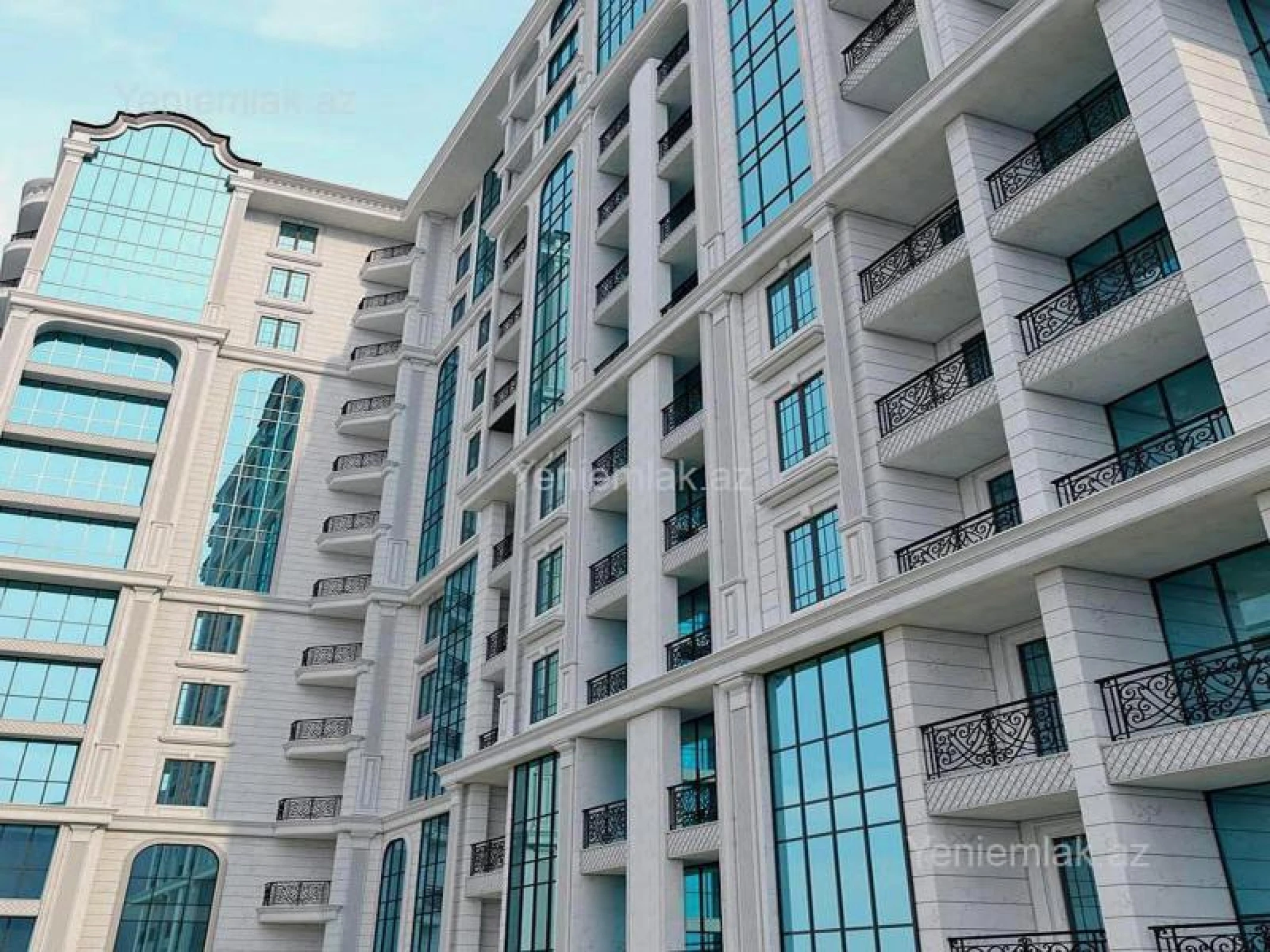Satılır 3 otaqlı yeni tikili 145 m²