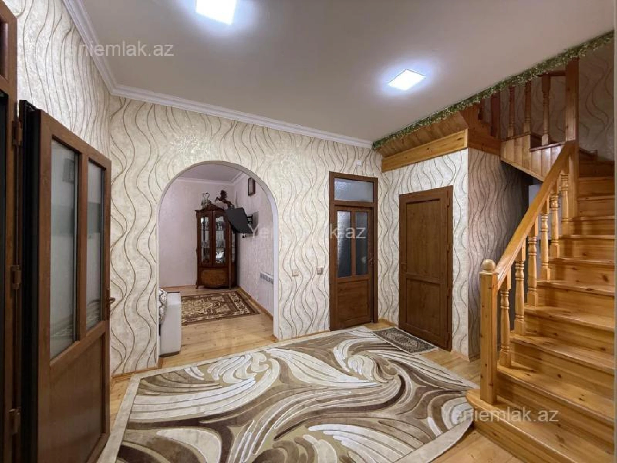 Satılır 4 otaqlı həyət evi 170 m²