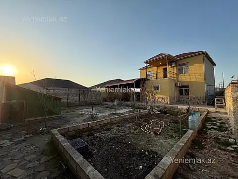 Satılır 4 otaqlı həyət evi 170 m²