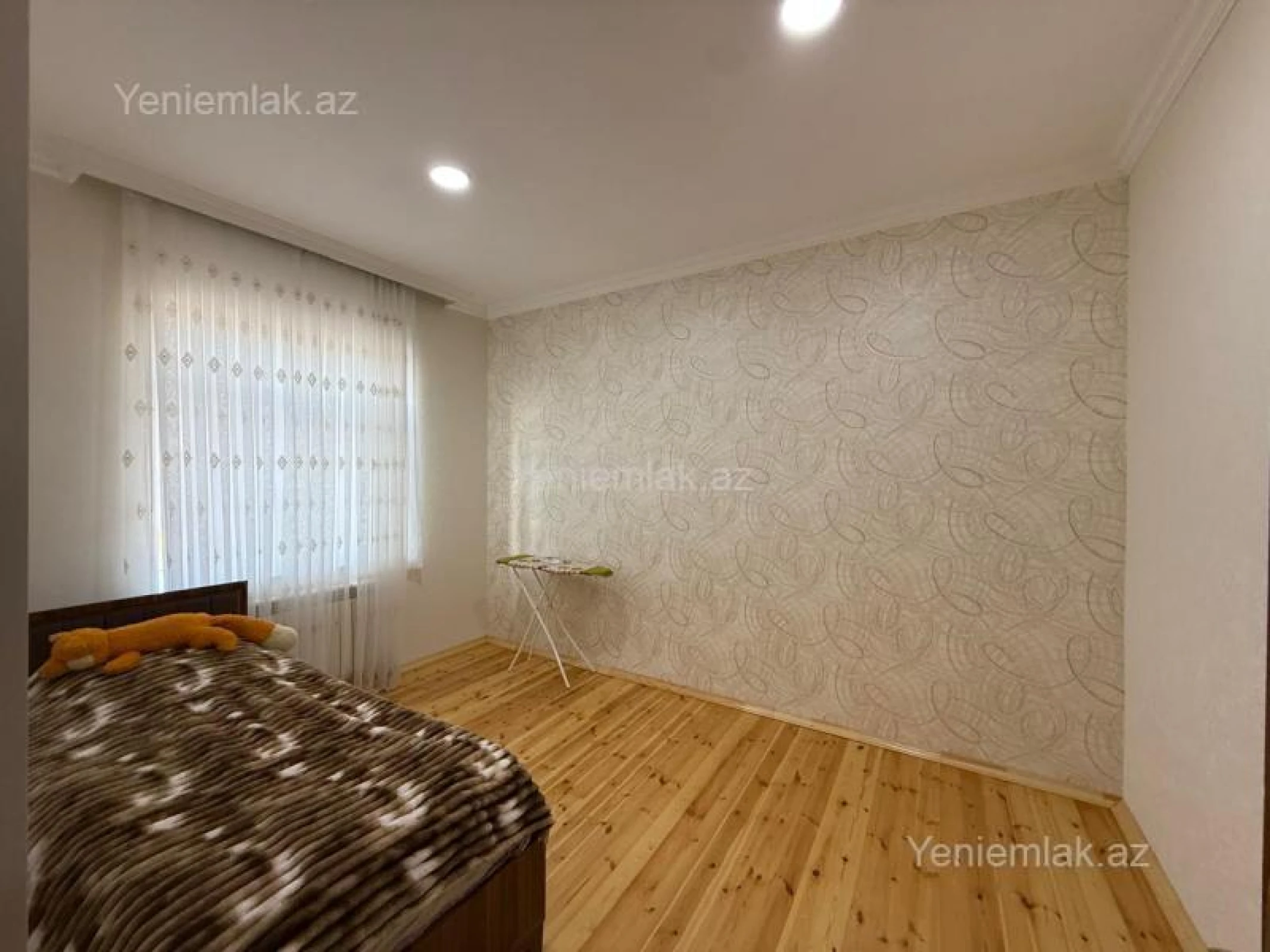 Satılır 4 otaqlı həyət evi 170 m²