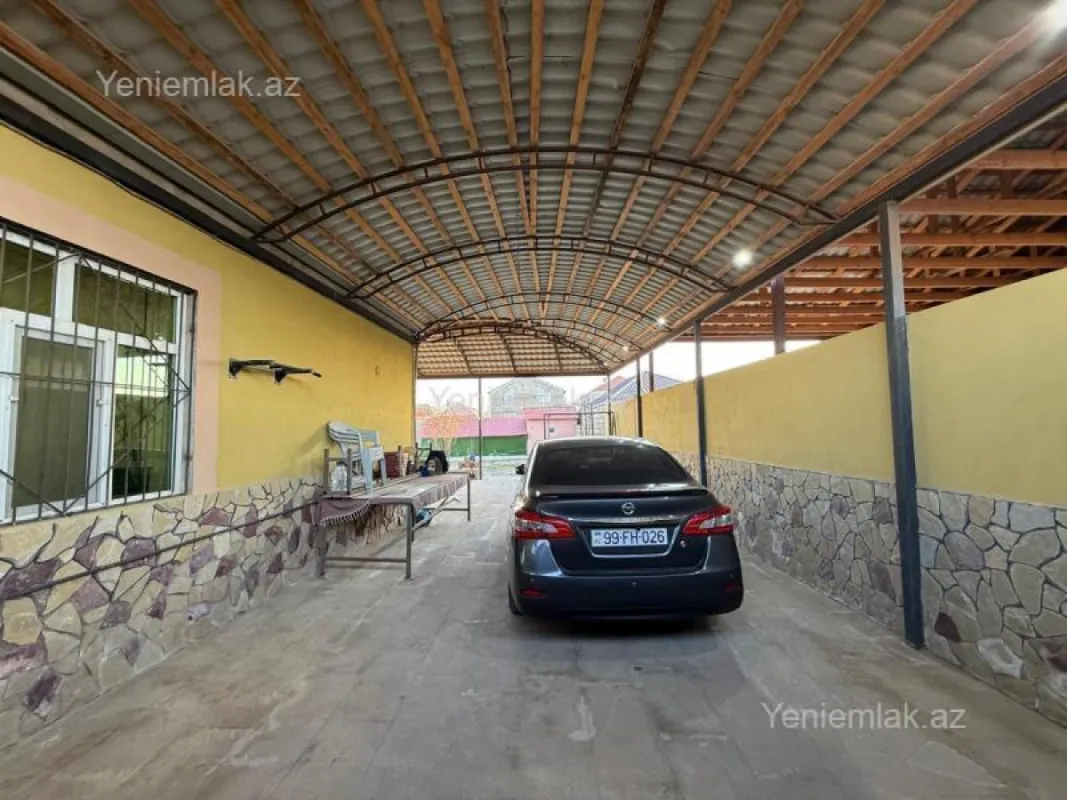 Satılır 4 otaqlı həyət evi 170 m²