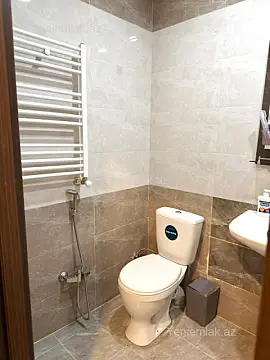 Satılır 1 otaqlı yeni tikili 45 m²