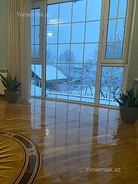 Satılır 5 otaqlı həyət evi 200 m²