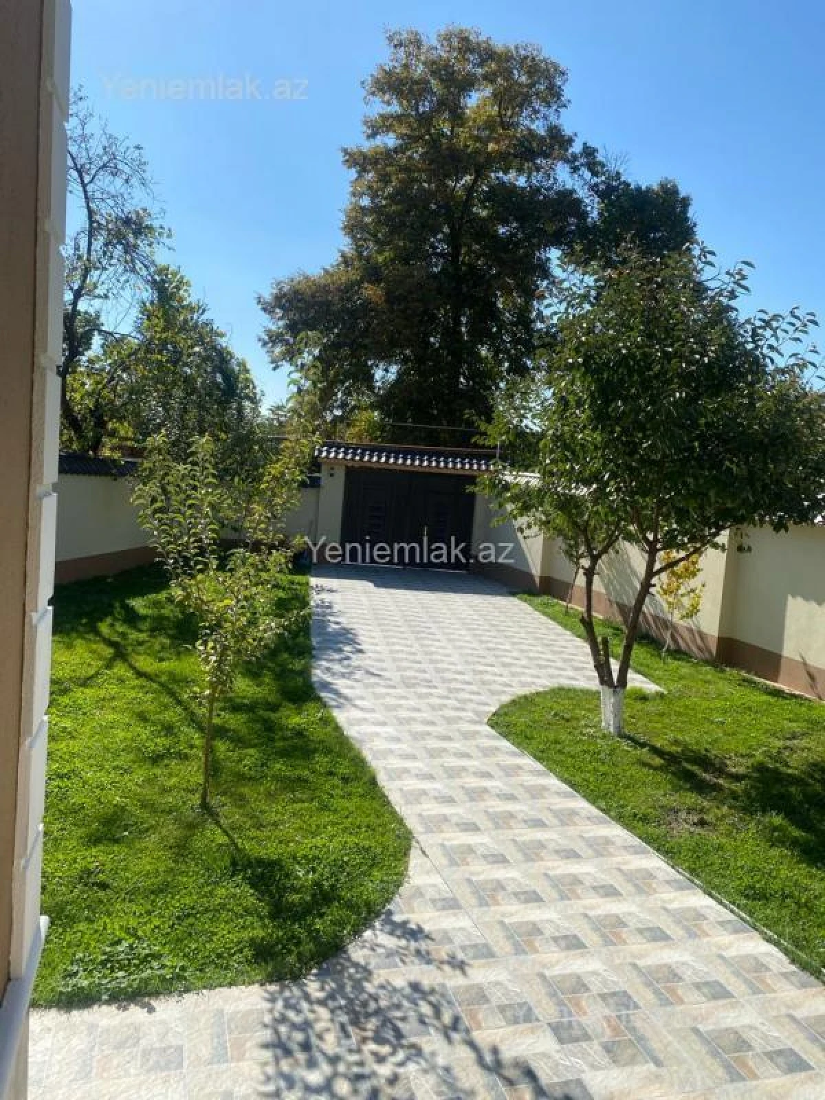 Satılır 5 otaqlı həyət evi 200 m²