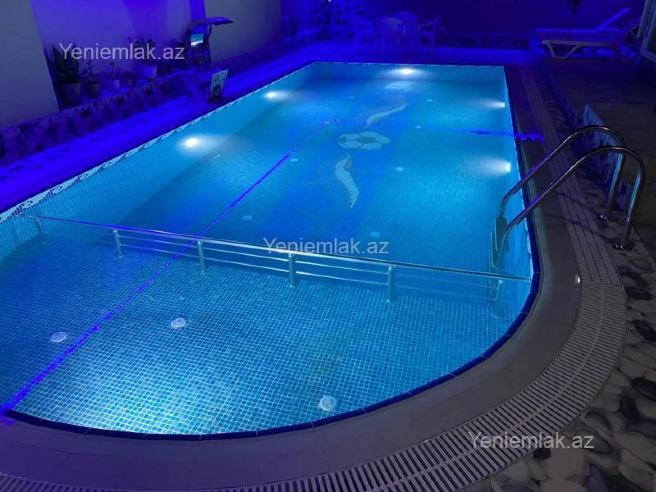 Satılır 5 otaqlı həyət evi 200 m²