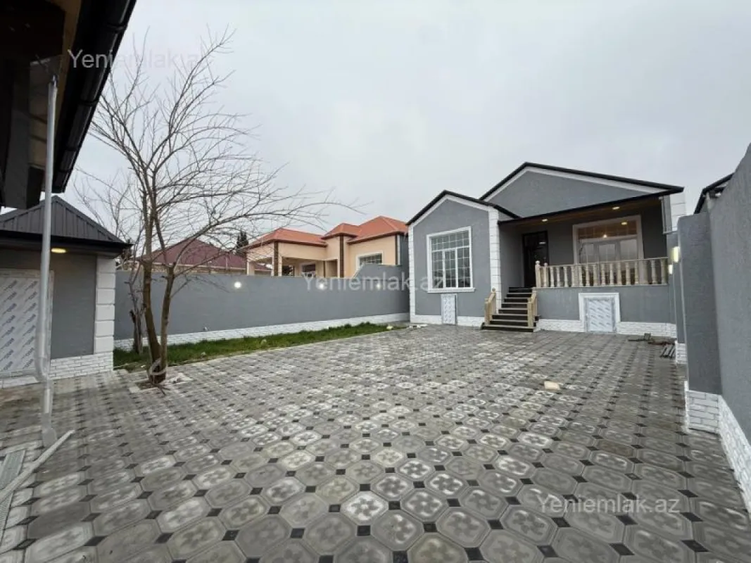 Satılır 4 otaqlı həyət evi 120 m²