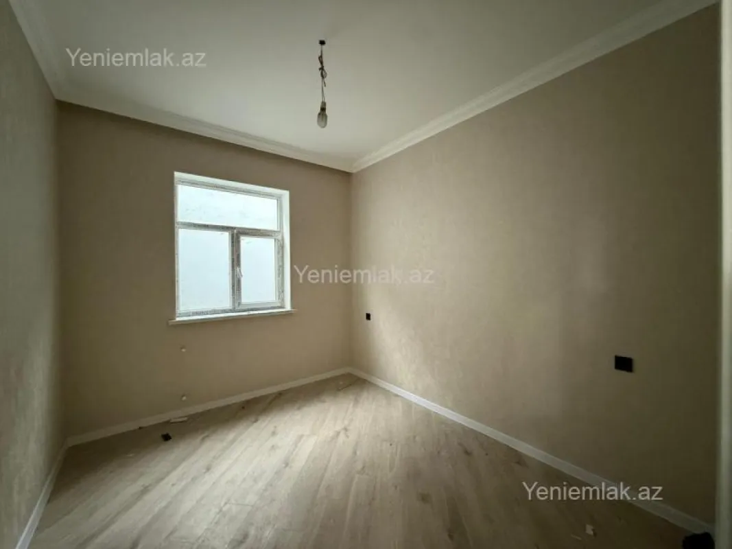 Satılır 4 otaqlı həyət evi 120 m²
