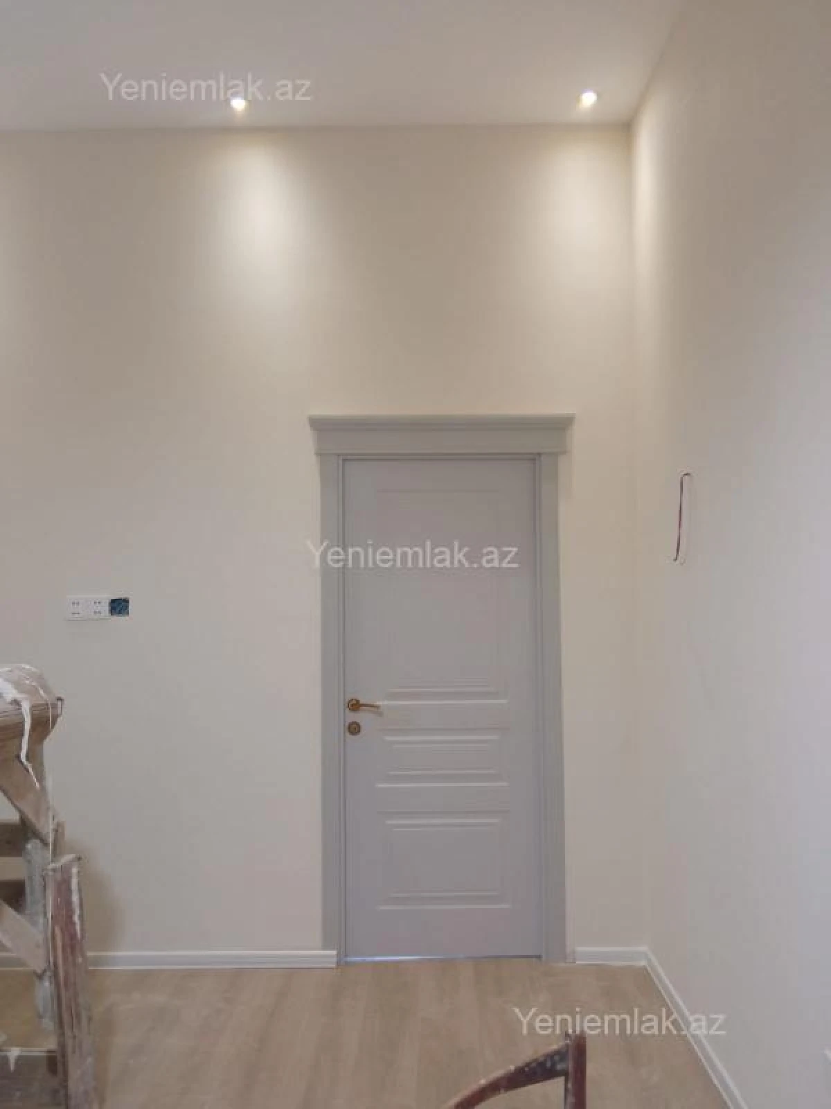 Satılır 2 otaqlı köhnə tikili 40 m²