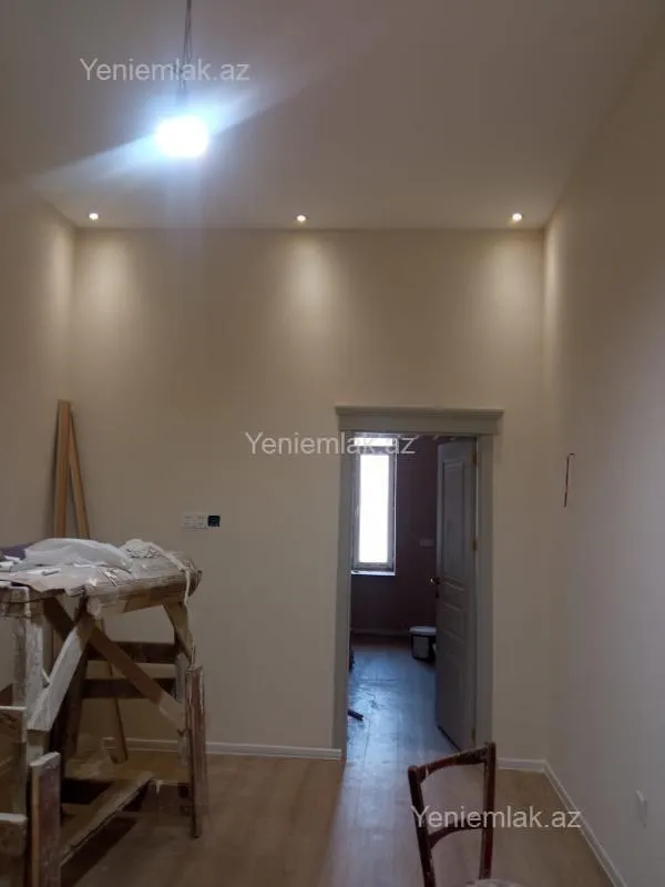 Satılır 2 otaqlı köhnə tikili 40 m²