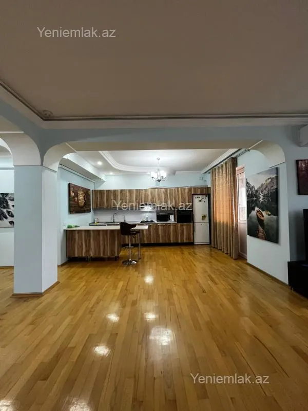 Satılır 4 otaqlı yeni tikili 170 m²