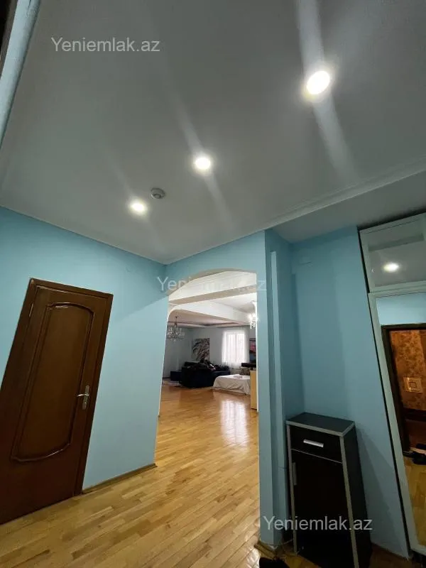 Satılır 4 otaqlı yeni tikili 170 m²