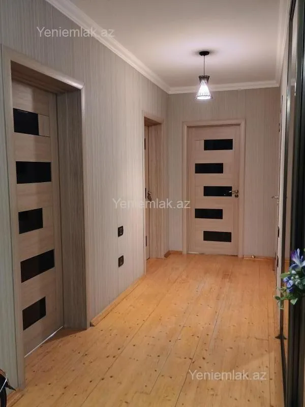 Satılır 3 otaqlı yeni tikili 82 m²