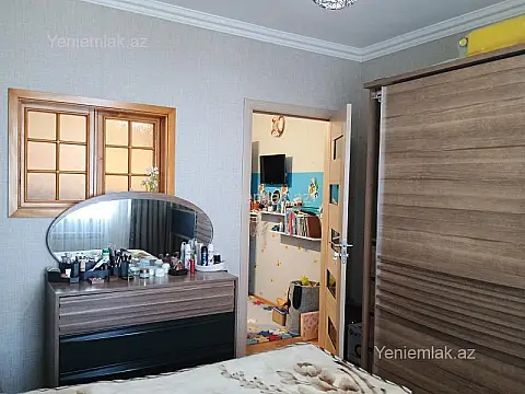 Satılır 3 otaqlı yeni tikili 82 m²