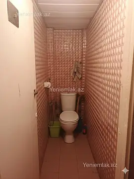 Satılır 2 otaqlı köhnə tikili 68 m²