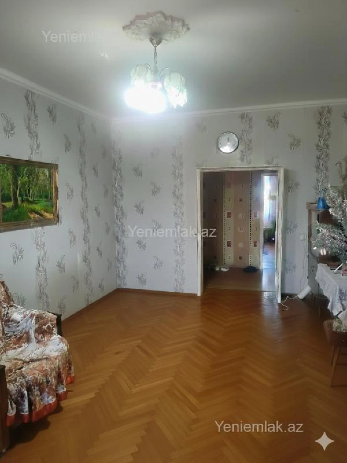 Satılır 2 otaqlı köhnə tikili 68 m²