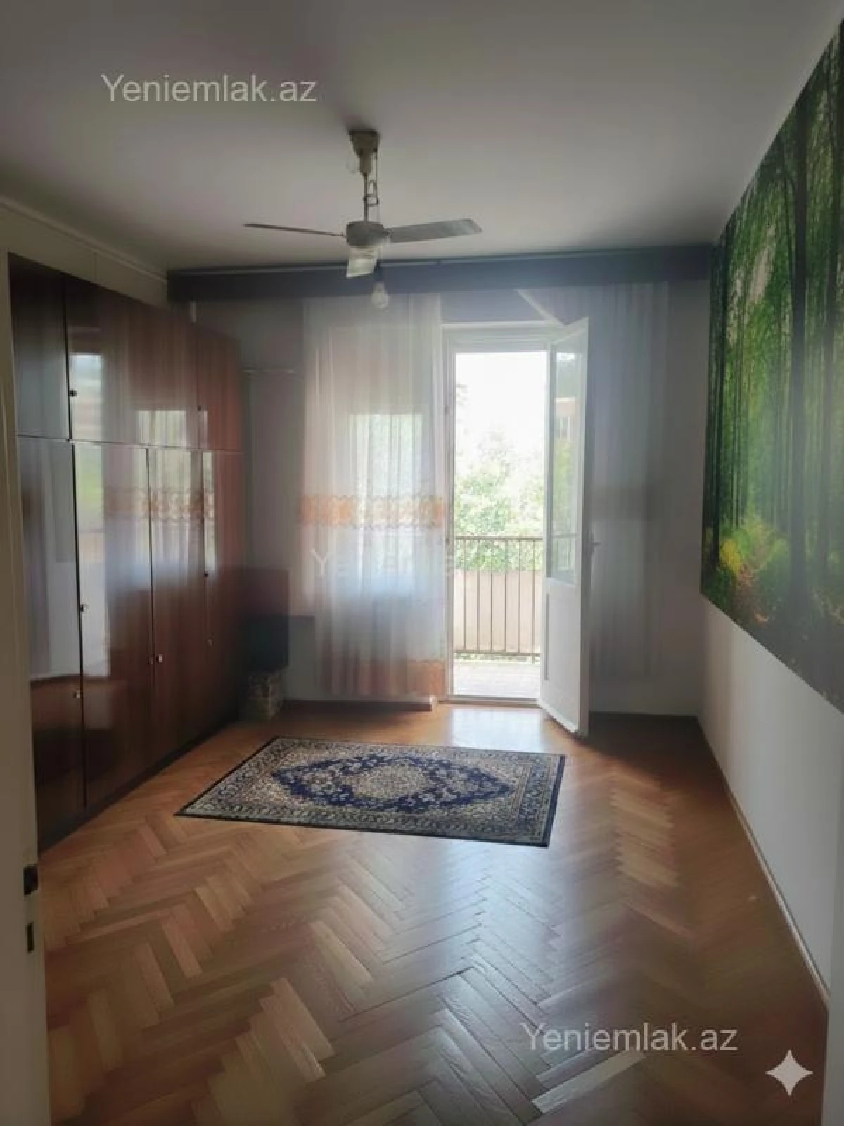 Satılır 2 otaqlı köhnə tikili 68 m²