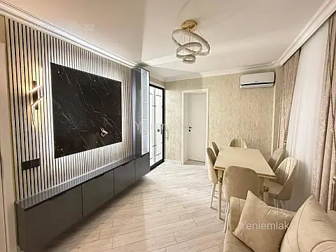 Satılır 3 otaqlı köhnə tikili 75 m²