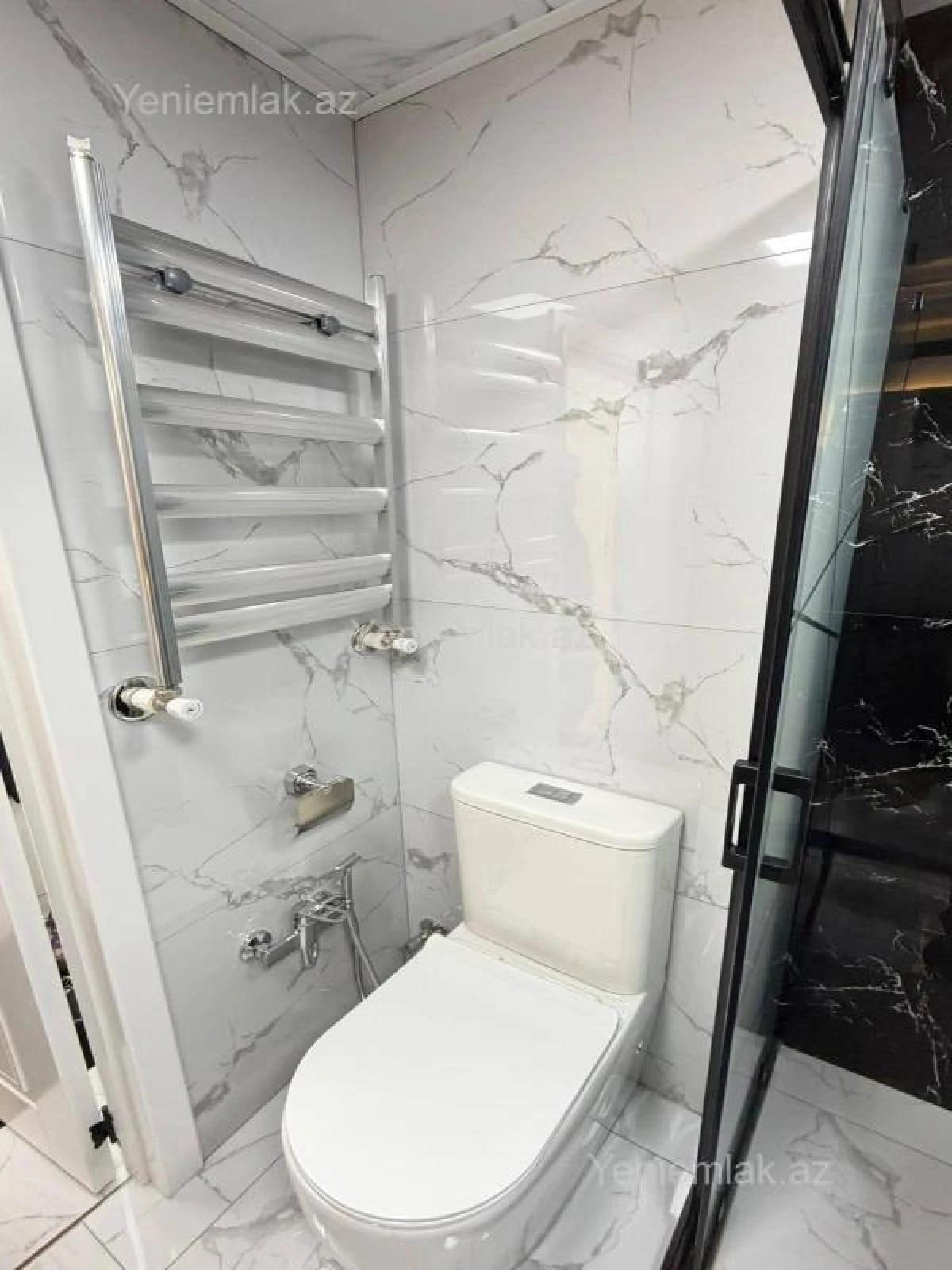 Satılır 3 otaqlı köhnə tikili 75 m²