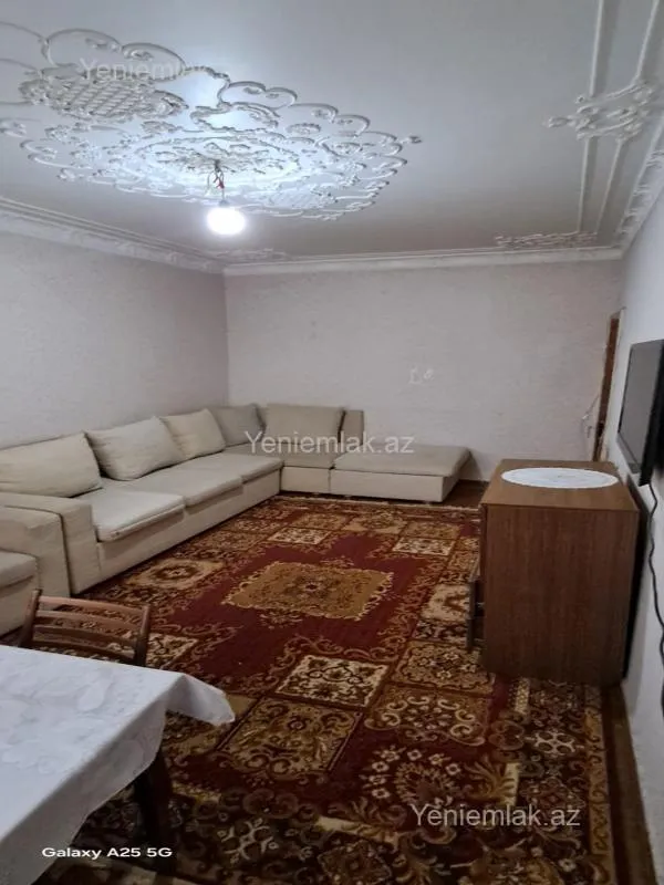 Satılır 3 otaqlı köhnə tikili 80 m²