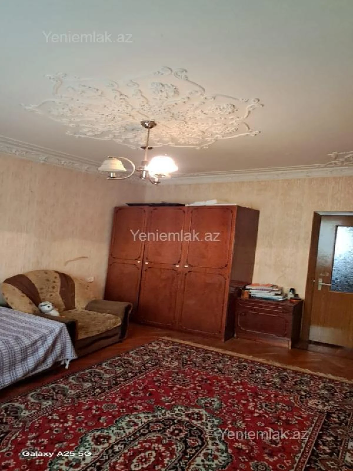 Satılır 3 otaqlı köhnə tikili 80 m²