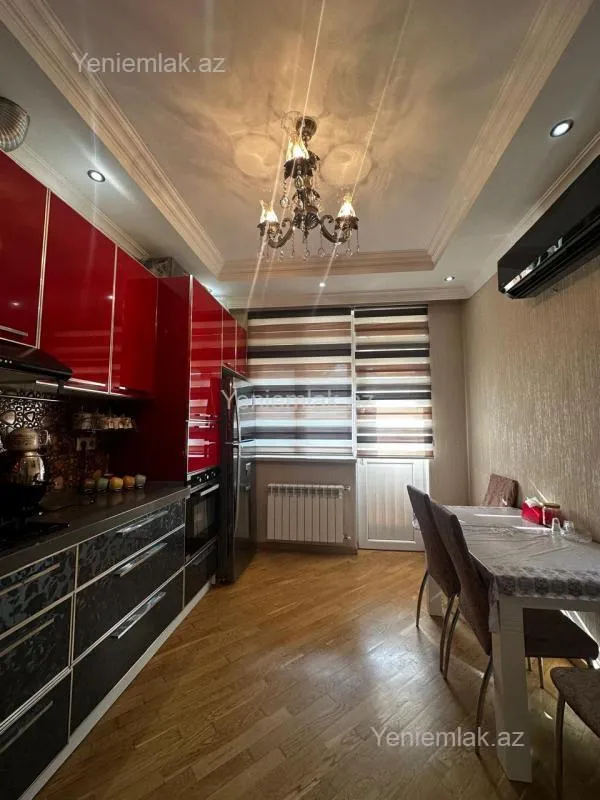 Satılır 4 otaqlı yeni tikili 90 m²