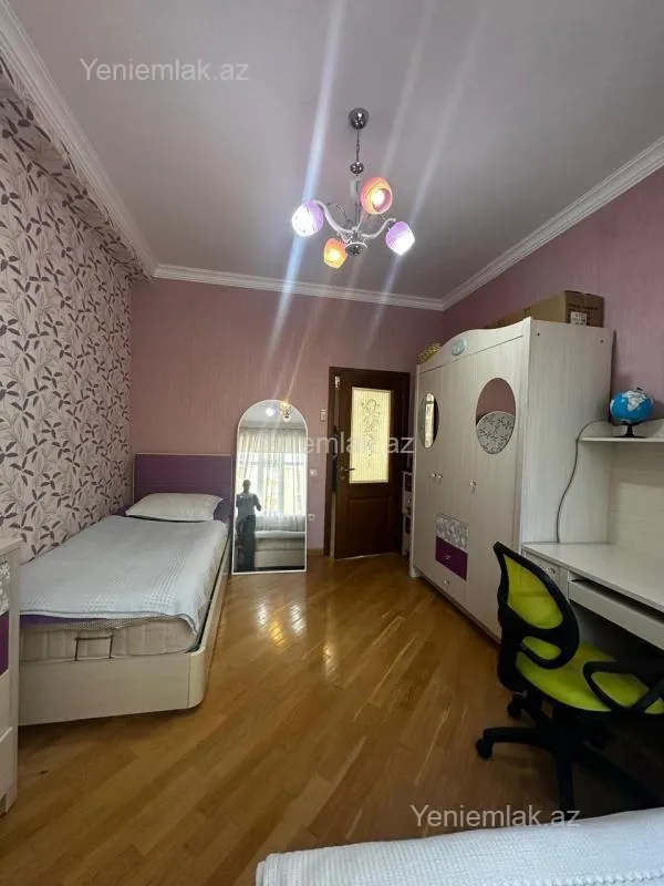 Satılır 4 otaqlı yeni tikili 90 m²