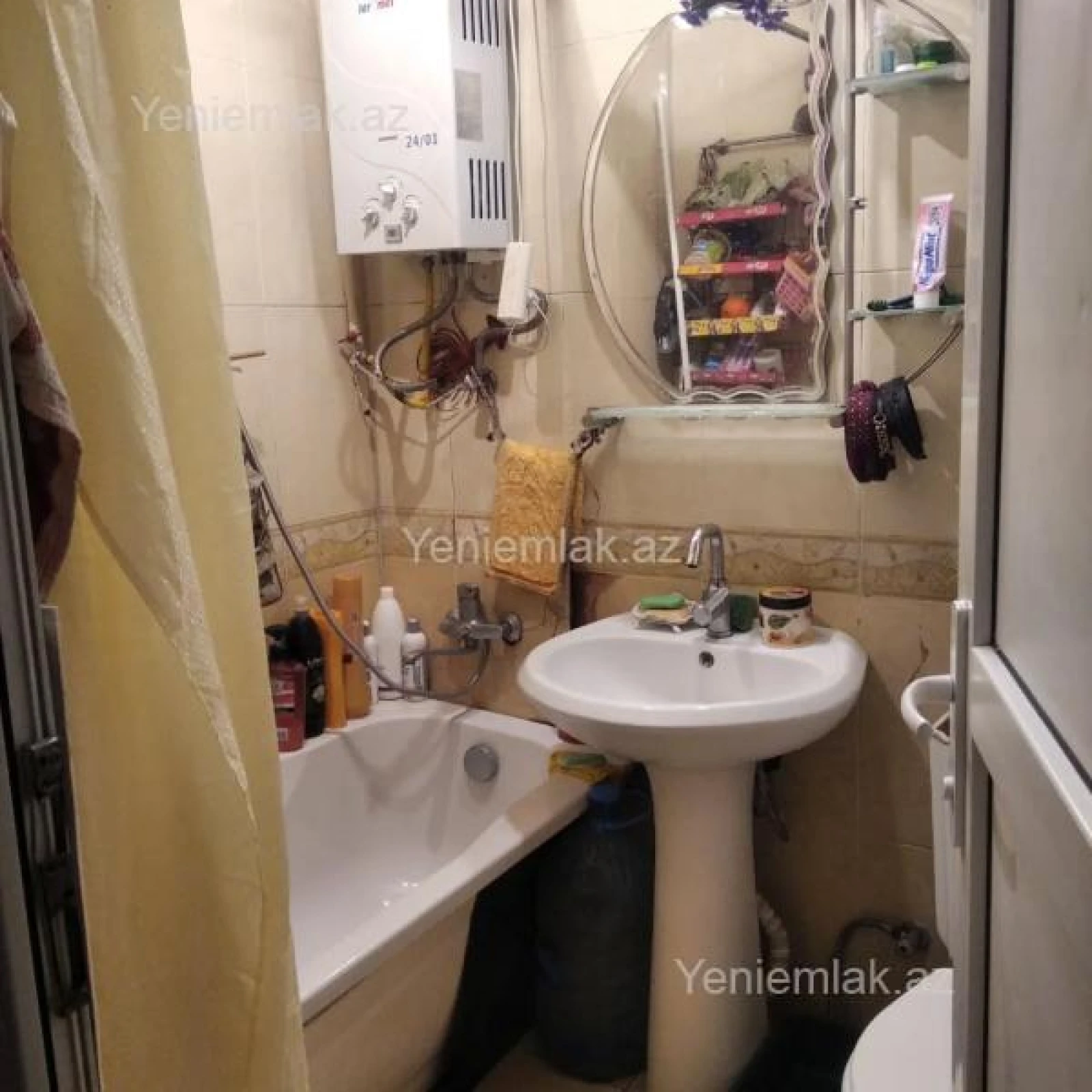 Satılır 3 otaqlı köhnə tikili 85 m²