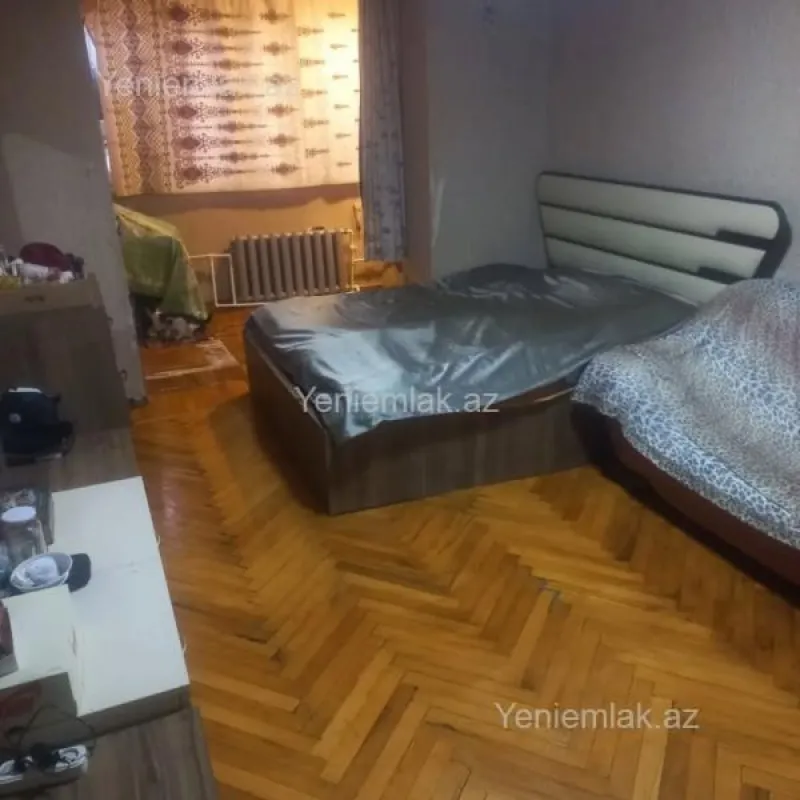 Satılır 3 otaqlı köhnə tikili 85 m²