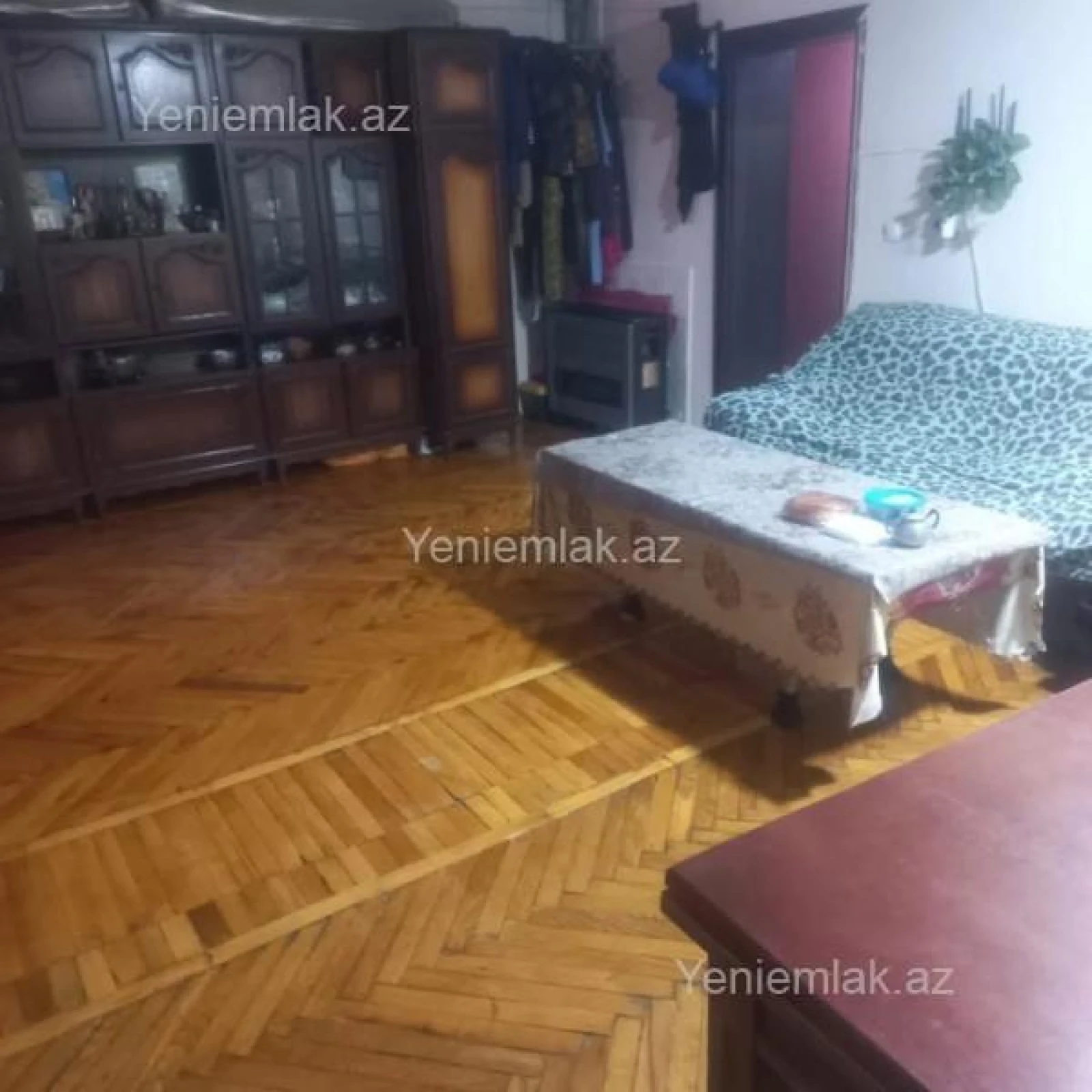 Satılır 3 otaqlı köhnə tikili 85 m²