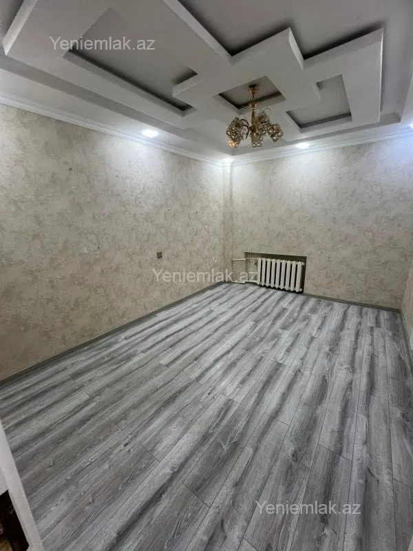 Satılır 3 otaqlı köhnə tikili 80 m²