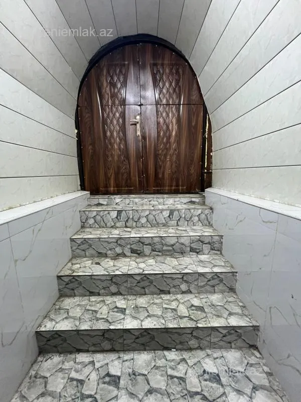 Satılır 3 otaqlı köhnə tikili 80 m²