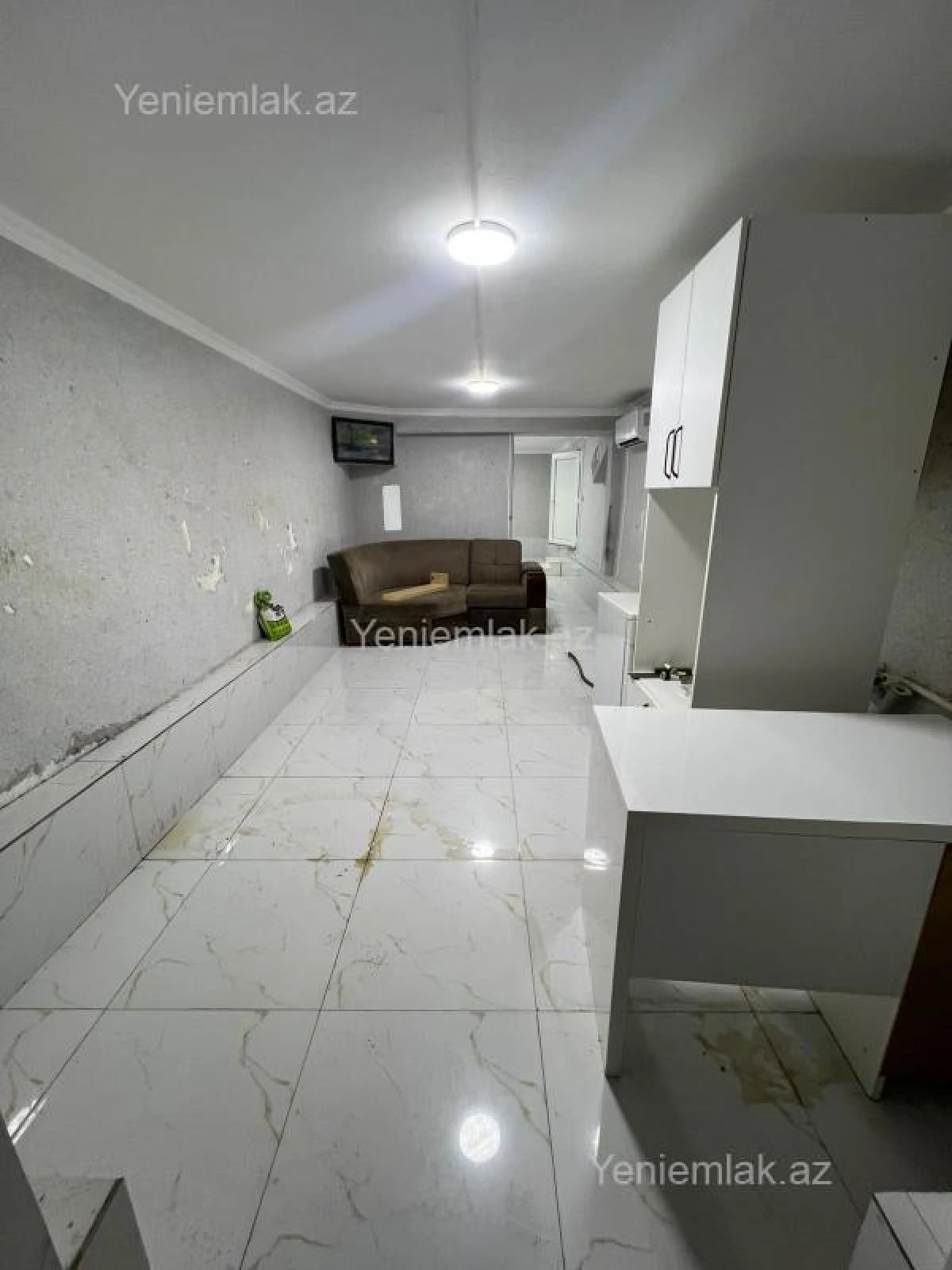Satılır 3 otaqlı köhnə tikili 80 m²