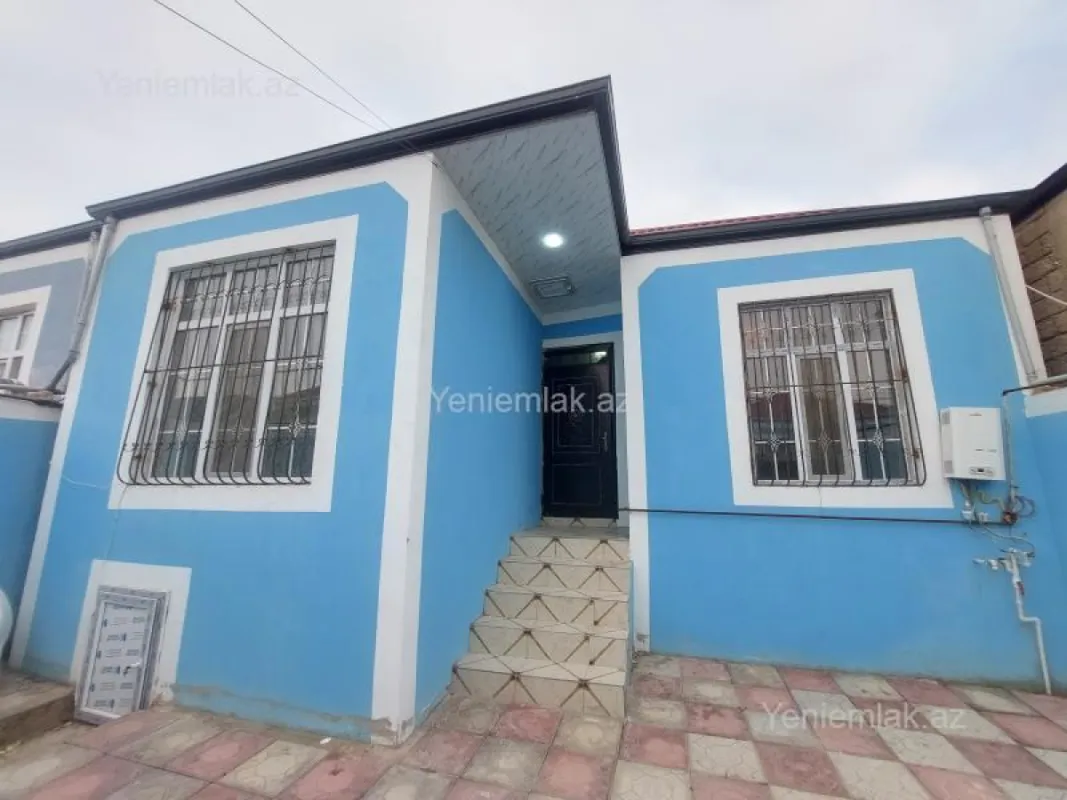 Satılır 3 otaqlı həyət evi 100 m²
