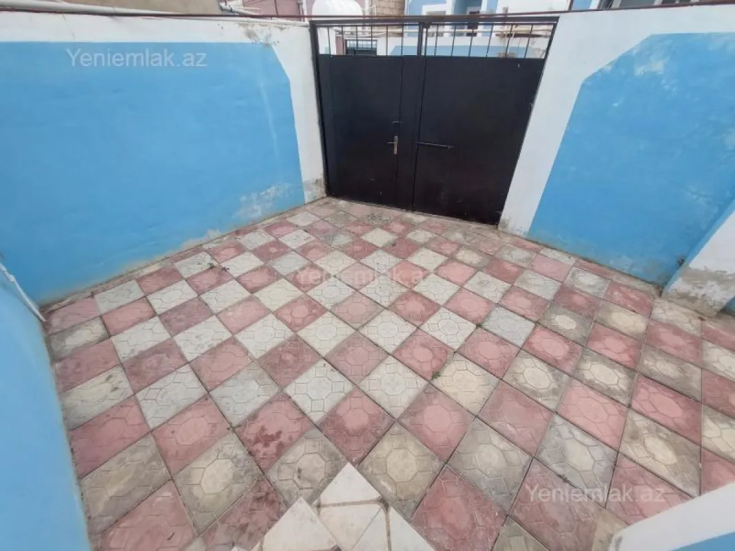 Satılır 3 otaqlı həyət evi 100 m²