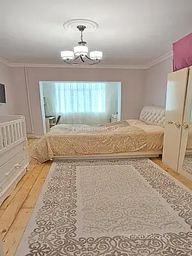 Satılır 2 otaqlı köhnə tikili 57 m²