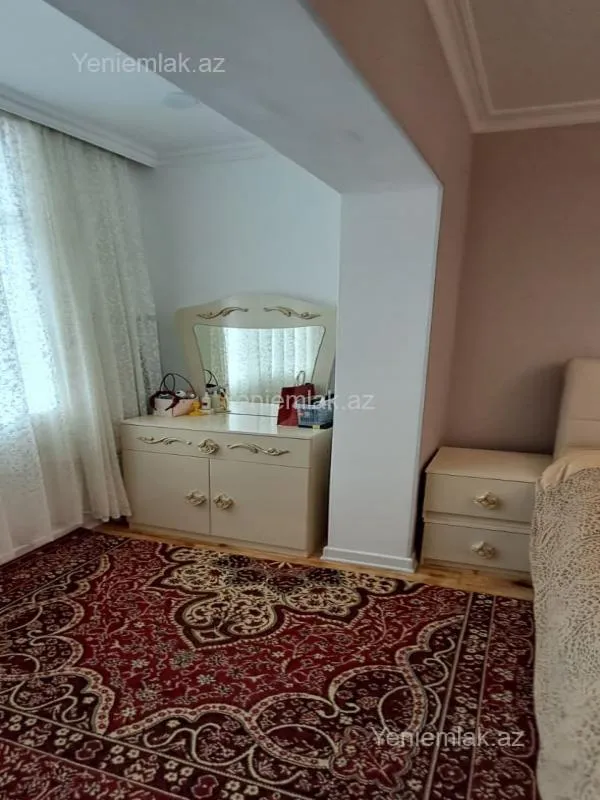 Satılır 2 otaqlı köhnə tikili 57 m²